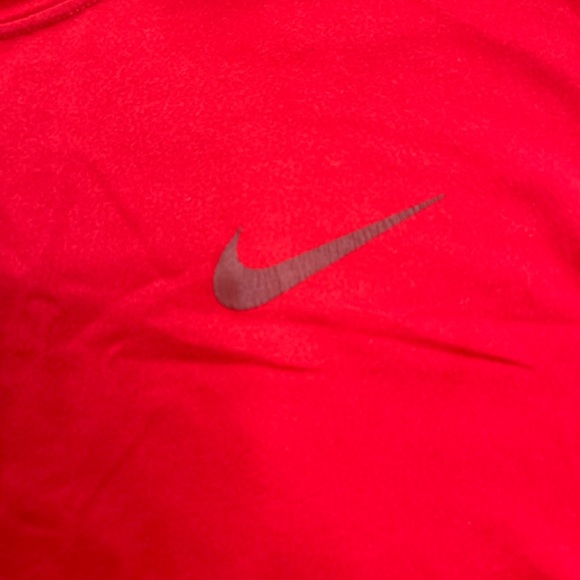 Nike Dri-Fit Red Logo T-Shirt - Picture 5 of 13